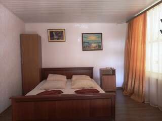 Гостевой дом Карадениз Рыбачье Двухуровневый люкс-1