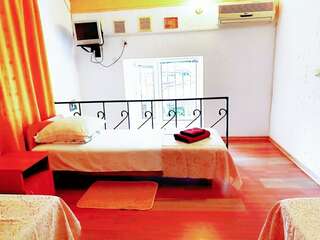 Гостевой дом Карадениз Рыбачье Двухуровневый люкс-11